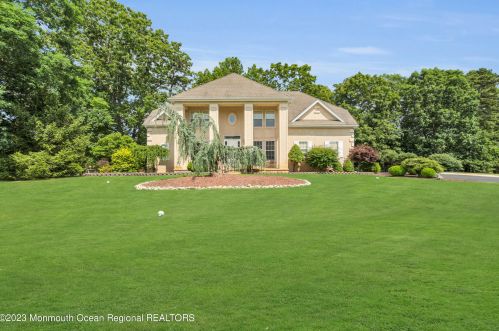 1 Greenwich Dr, Jackson Twp NJ  08527-4878 exterior