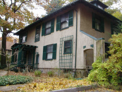 1174 Boylston St, Newton, MA 02464-1016