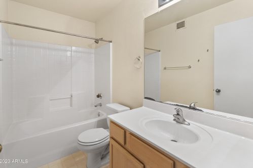 17416 13th St, Phoenix AZ  85022-2075 exterior