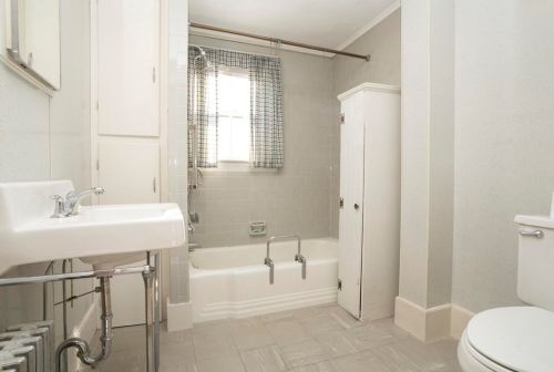 50 Caswell St, Taunton MA 02718-1120 exterior