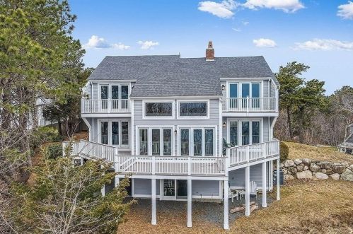 70 Ellisville Grn, Plymouth MA  02360-1742 exterior