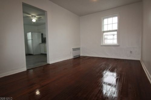 142 Floyd St, Belleville NJ  07109-2714 exterior