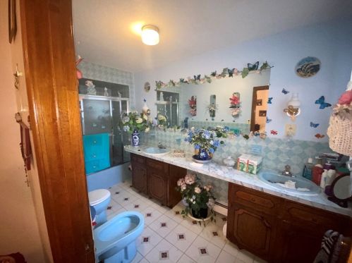 68 Foster St, Fall River MA 02721-2774 exterior