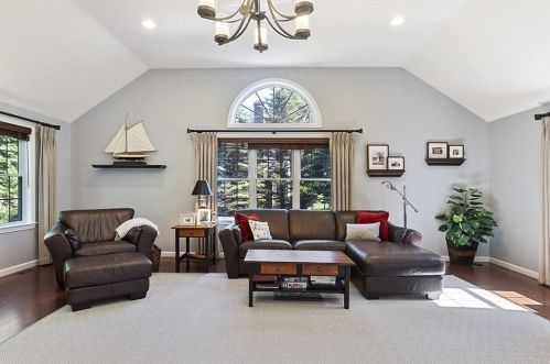 225 Sycamore Dr, Holden MA 01520-1152 exterior