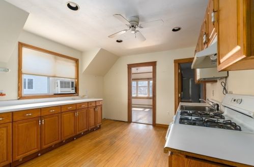 91 Edwards St, Quincy MA 02169-6904 exterior