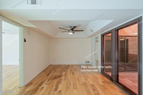 237 Denton Ln, Phoenix AZ 85014-2676 exterior