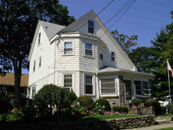 51 Wildwood Ave, Newton, MA 02460-1321