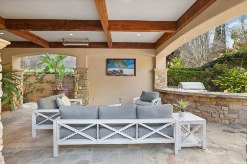 17 Buellton, Irvine CA 92602-2032 exterior