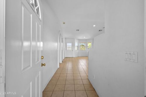 3009 Danbury Rd, Phoenix, AZ 85032-1955