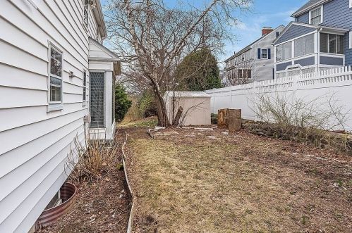 46 Eustis St, Arlington MA 02476-7638 exterior
