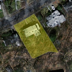 96 Roundwood Rd, Newton MA  02464-1217 aerial view