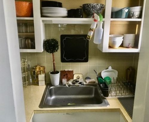 187 Crapo St, New Bedford MA 02744-1027 exterior