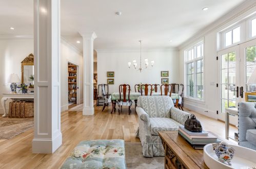 1918 Siesta Dr, Sandy UT 84093-6139 exterior