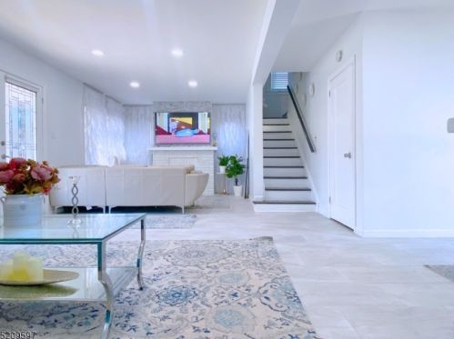 328 Joralemon St, Belleville NJ  07109-2167 exterior