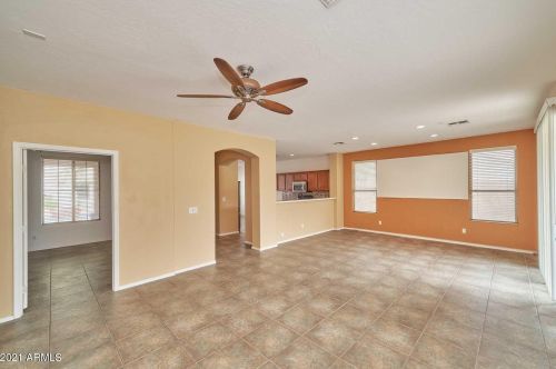 1813 Beautiful Ln, Phoenix AZ 85042-7073 exterior