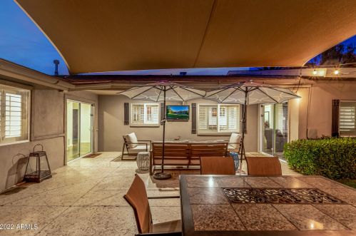 6849 2nd St, Phoenix AZ  85012-1005 exterior