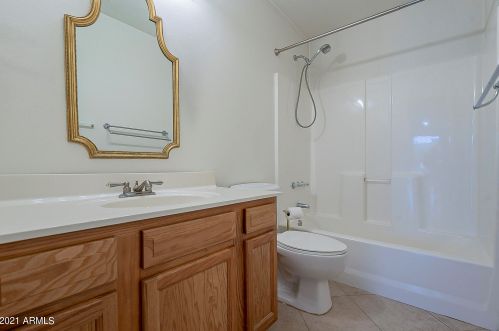 3910 Edgemont Ave, Phoenix AZ 85035-1533 exterior