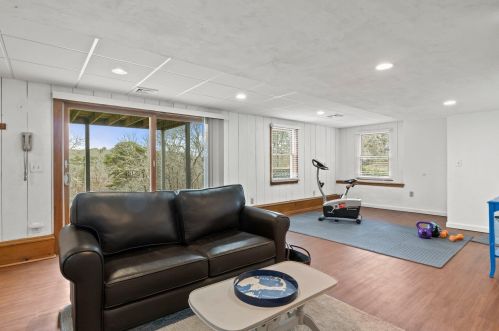 595 Riverview Dr, Chatham MA  02633-1117 exterior