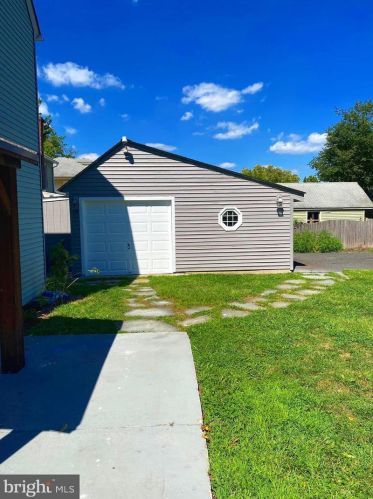 250 Warner St, West Deptford NJ  08096-2295 exterior