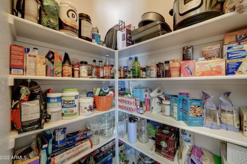 9027 3 St, Phoenix AZ 85004-2505 exterior