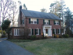 25 Fenwick Rd, Newton, MA 02468-2214