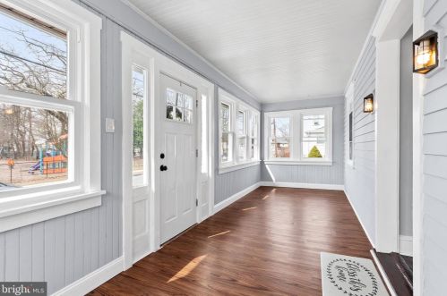 62 Chestnut St, West Deptford, NJ 08096-1625