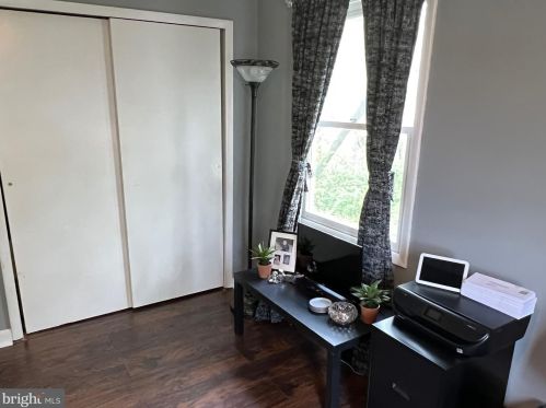 623 Wesley Ave, West Deptford NJ 08063-1247 exterior