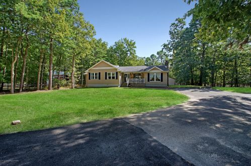 715 Reed Rd, Jackson Twp NJ 08527-4737 exterior