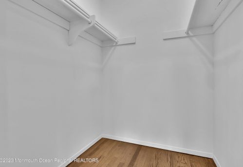 36 Drexel Dr, Jackson Twp NJ  08527-2328 exterior