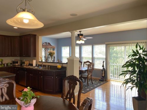 618 Sweetgum Ln, West Deptford NJ  08096-5565 exterior