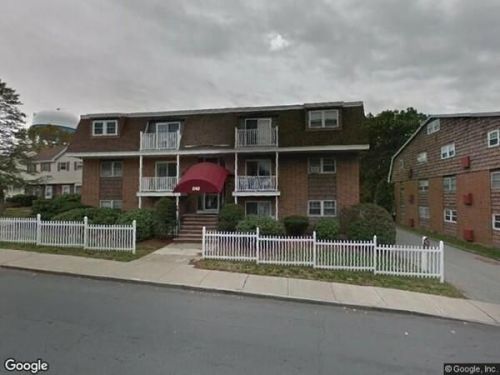 242 Mount Vernon St, Lawrence MA  01843-3248 exterior