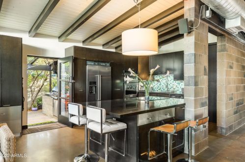 4028 45th St, Phoenix AZ 85044-6060 exterior