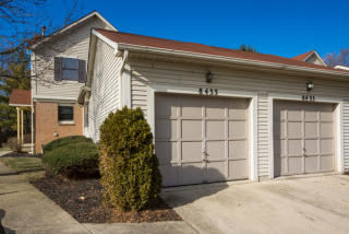 8433 Cliffthorne Way, Columbus OH  43235-8410 exterior