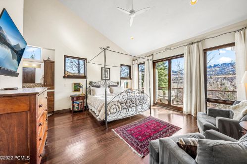 1995 Kidd Cir, Park City UT 84098-8512 exterior