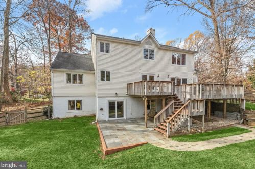 9757 Polished Stone, Columbia MD 21046-2802 exterior