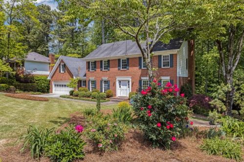 4767 Dunwoody Station Dr, Atlanta, GA 30338-4703