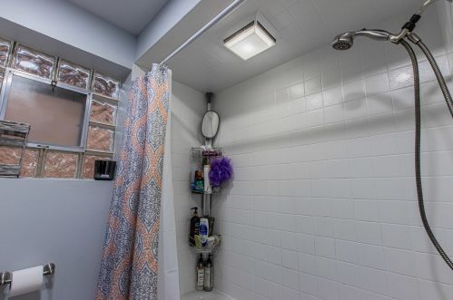 1509 Oak Park Ave, Forest View IL 60402-1340 exterior