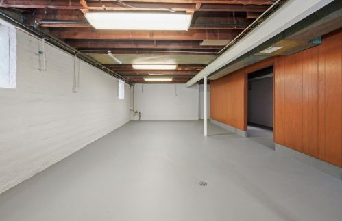 3709 Oak Park Ave, Forest View IL 60402-3902 exterior