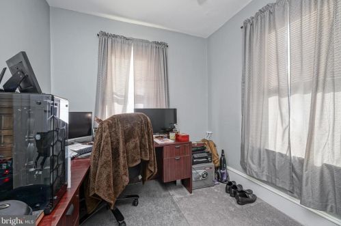 523 Lincoln Ave, West Deptford NJ 08066-1136 exterior