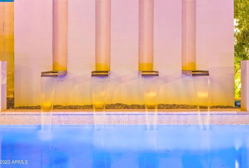 6846 13th Pl, Phoenix AZ  85014-1120 exterior