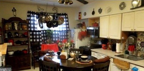 148 Jefferson St, West Deptford NJ 08066-1331 exterior