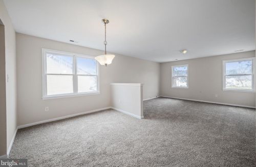 9 Spar Dr, Erial NJ  08081-2301 exterior