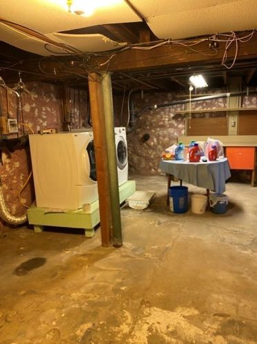 22 Grammont Rd, Worcester MA 01607-1114 exterior