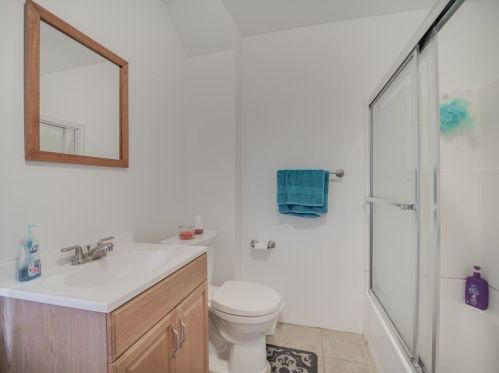 1025 Pleasant St, Weymouth MA 02189-2515 exterior