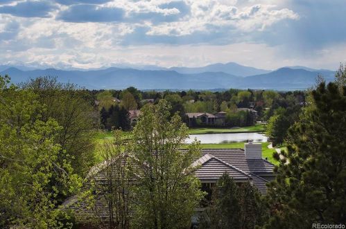 80 Glenmoor Dr, Englewood, CO 80113-7116