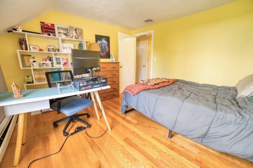 11 Madison Ave, Beverly MA 01915-3548 exterior