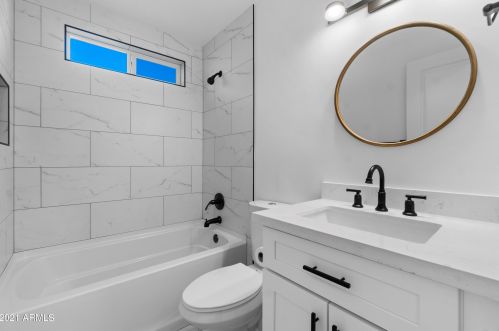 3015 Corrine Dr, Phoenix AZ 85029-1965 exterior