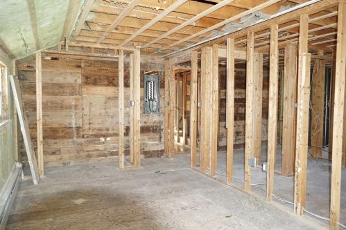 325 Ctr St, West Bridgewater MA 02379-1624 exterior