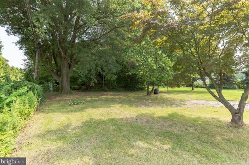 602 Salem Ave, West Deptford NJ  08096-3118 exterior