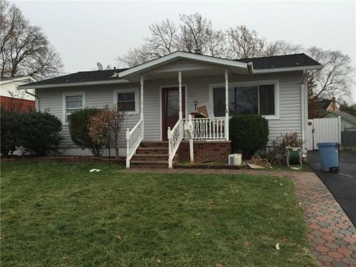 10 High St, Carteret NJ  07008-2506 exterior